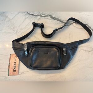 Daytrekr belt bag